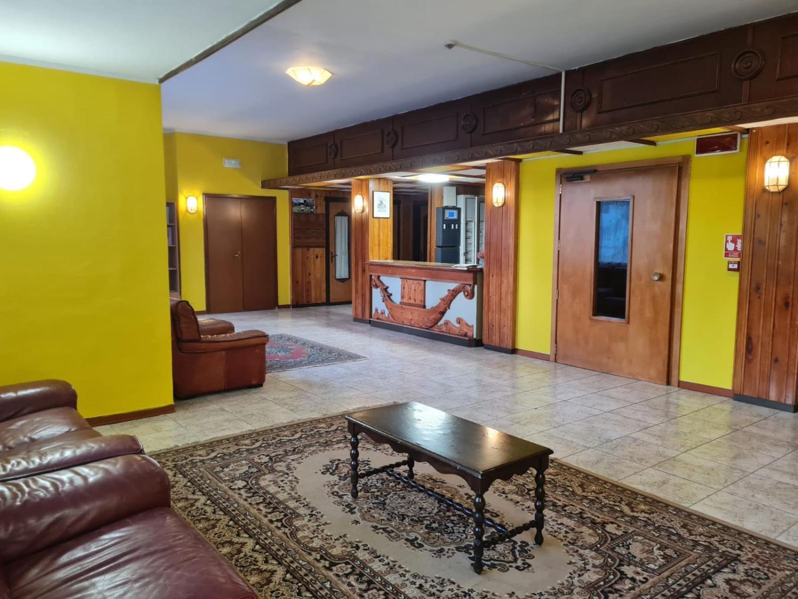 Hostel Il Pirata Cavareno Ngoại thất bức ảnh